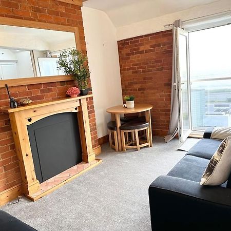 Coastline Retreats - Stunning Sea View Apartment, Netflix Bournemouth Esterno foto